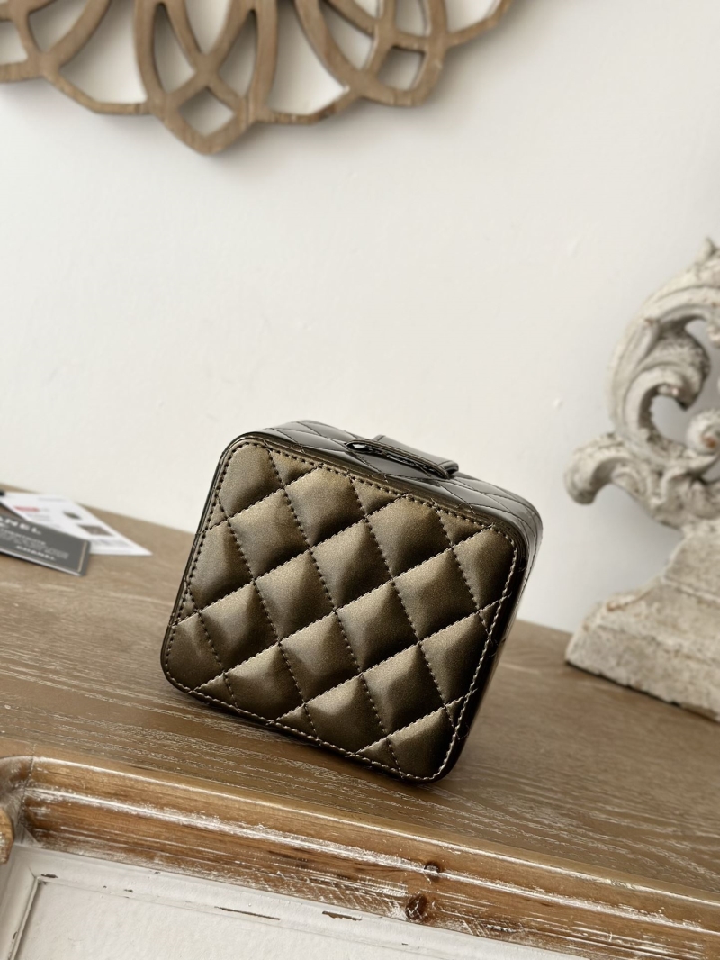 Ch**el cosmetic bags